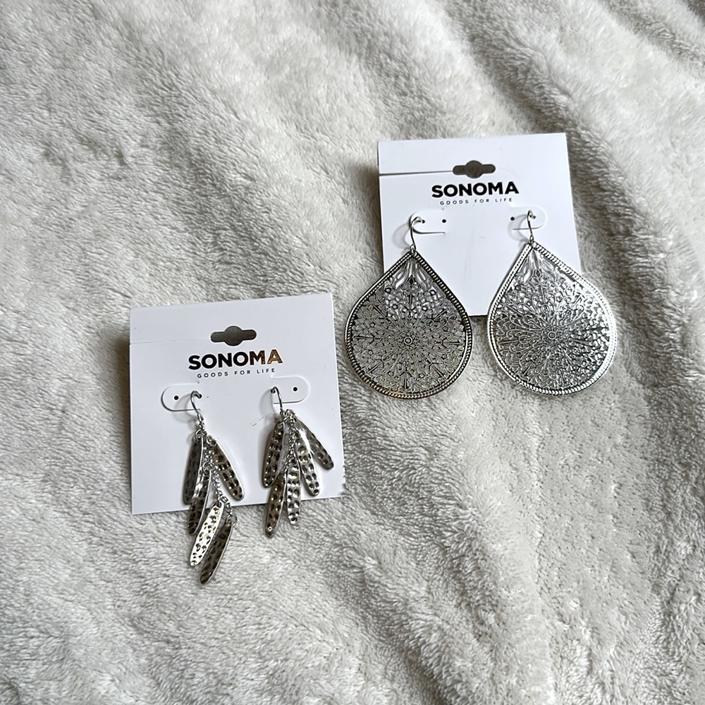 Sonoma 2 set of silver earrings‎